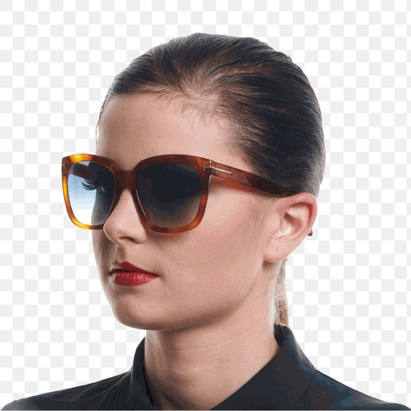 Tom Ford Amarra Sunglasses in Light Tortoise - Picture 2 of 14